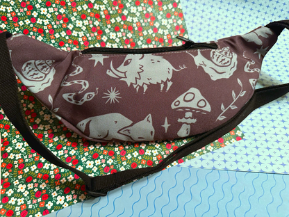 natural critters fanny pack
